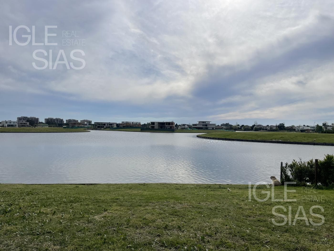 Av. de los Lagos al 1800 — foto 2
