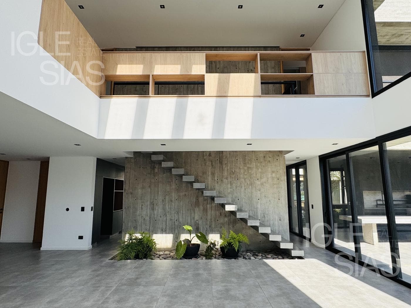 Casa al lago en los Puentes — foto 4