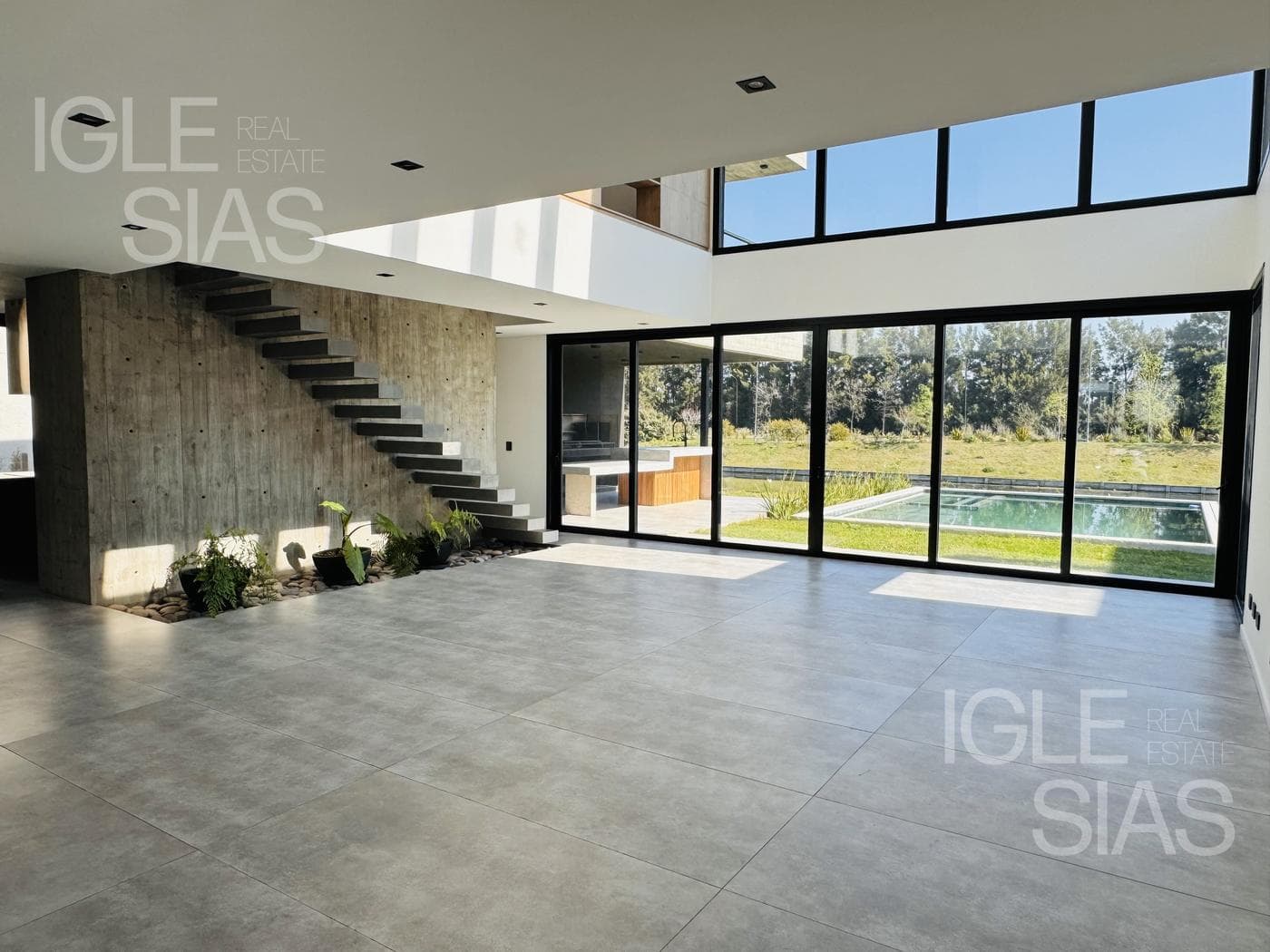 Casa al lago en los Puentes — foto 3