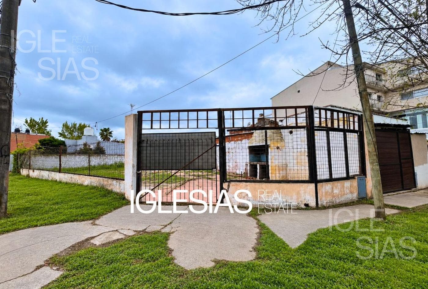 Av Santa Maria — foto 1