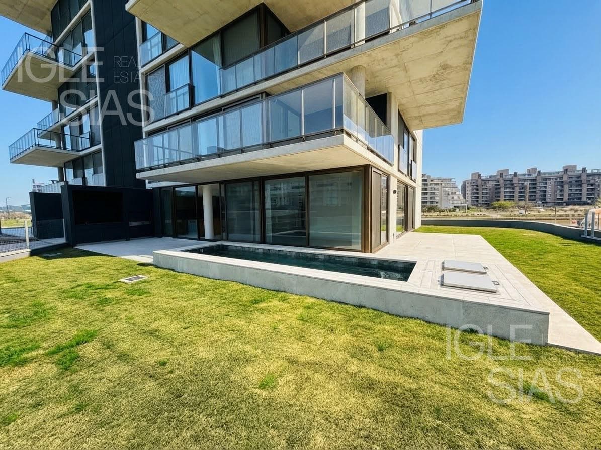 AVENIDA DEL PUERTO al 600 — foto 2