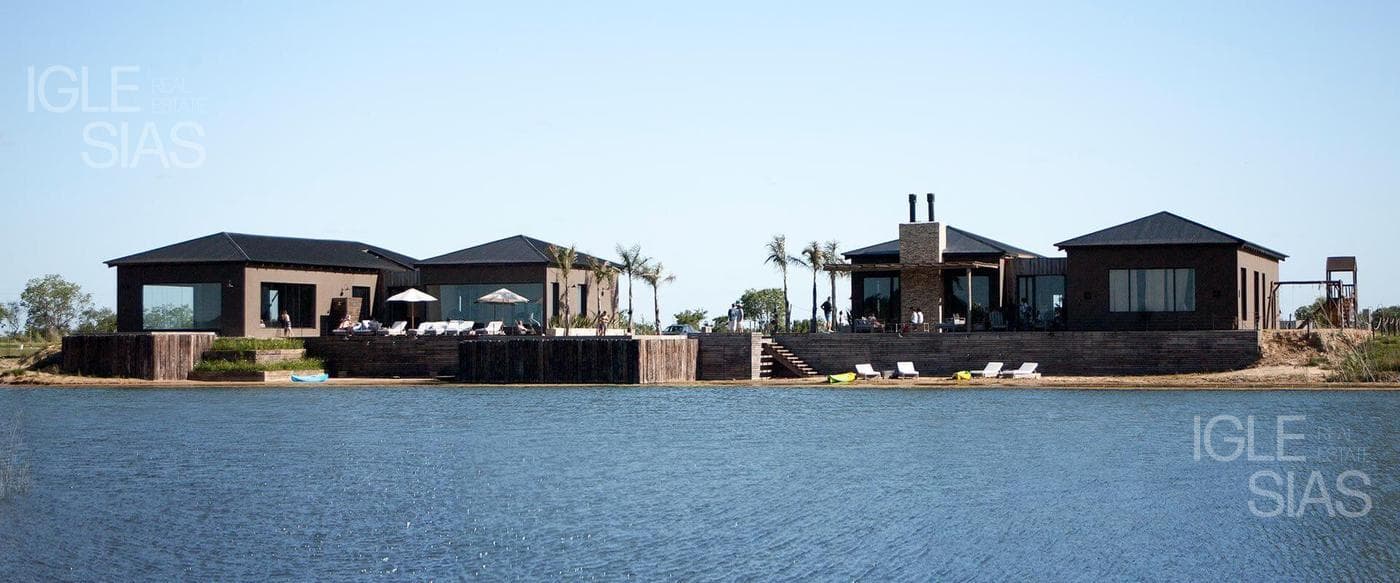 Lote al lago en El Naudir — foto 5