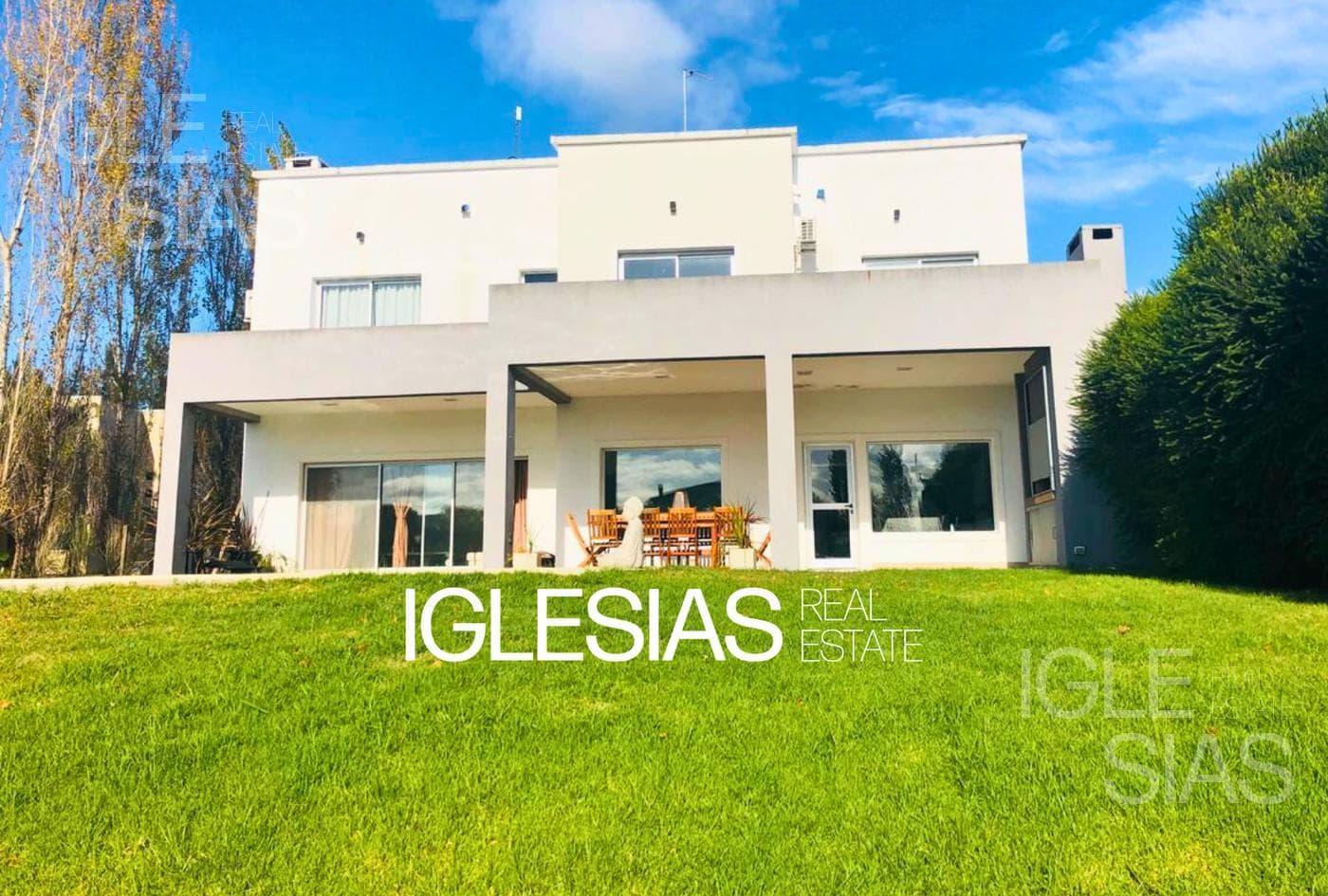 Boulevard de todos Los Santos al 5700 — foto 1