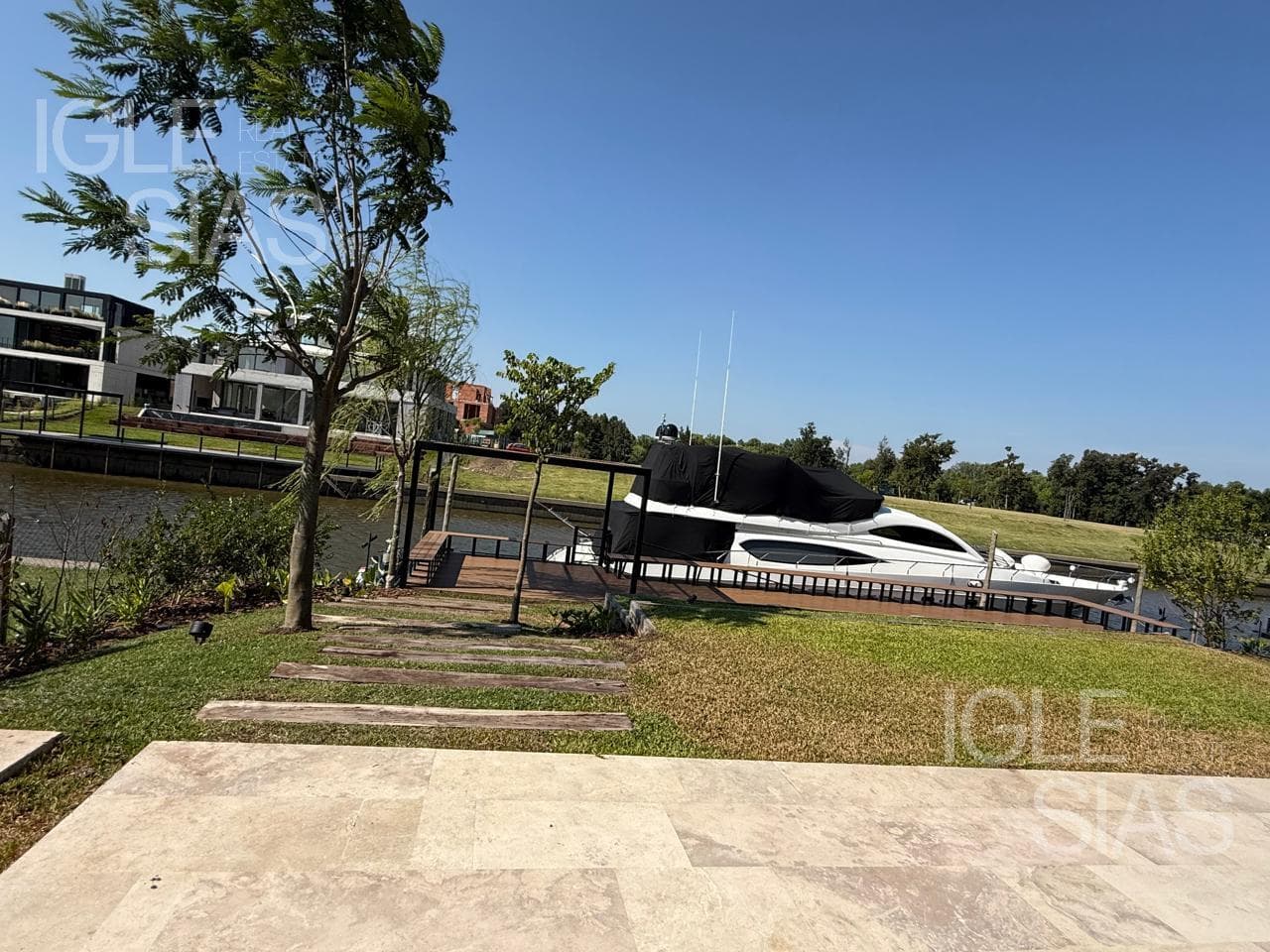 A. de la Riviera al 500 — foto 3