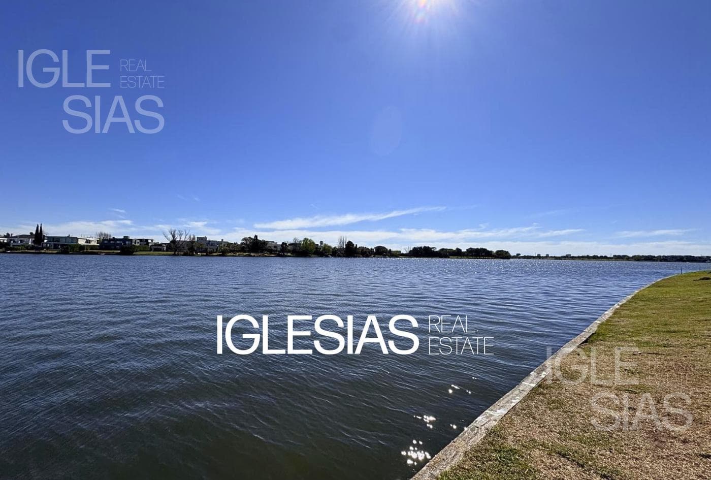 Lote al lago en puentes — foto 1