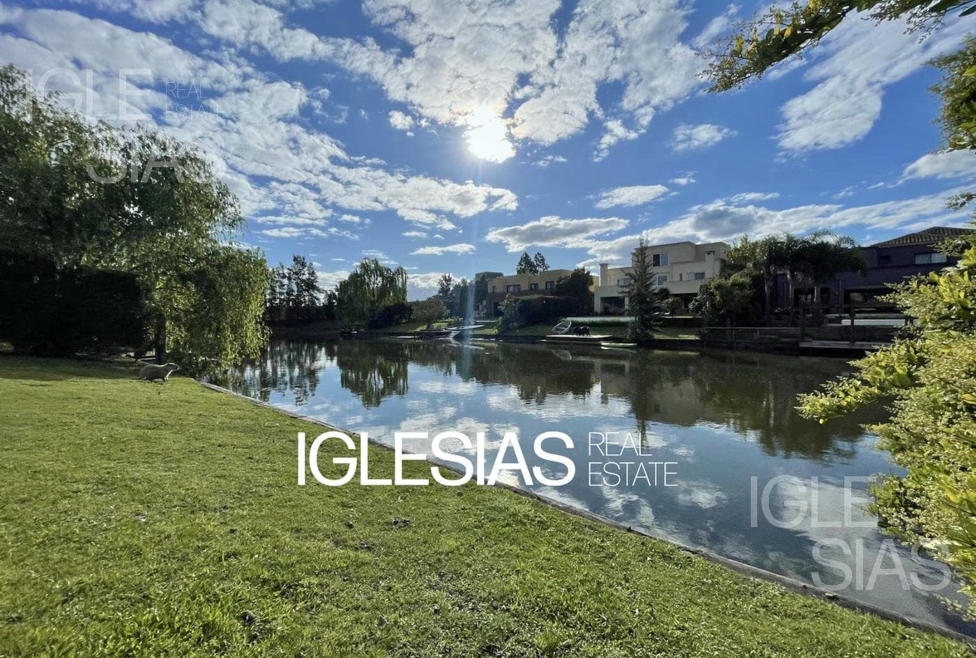 Av. de los Lagos 4305 — foto 1