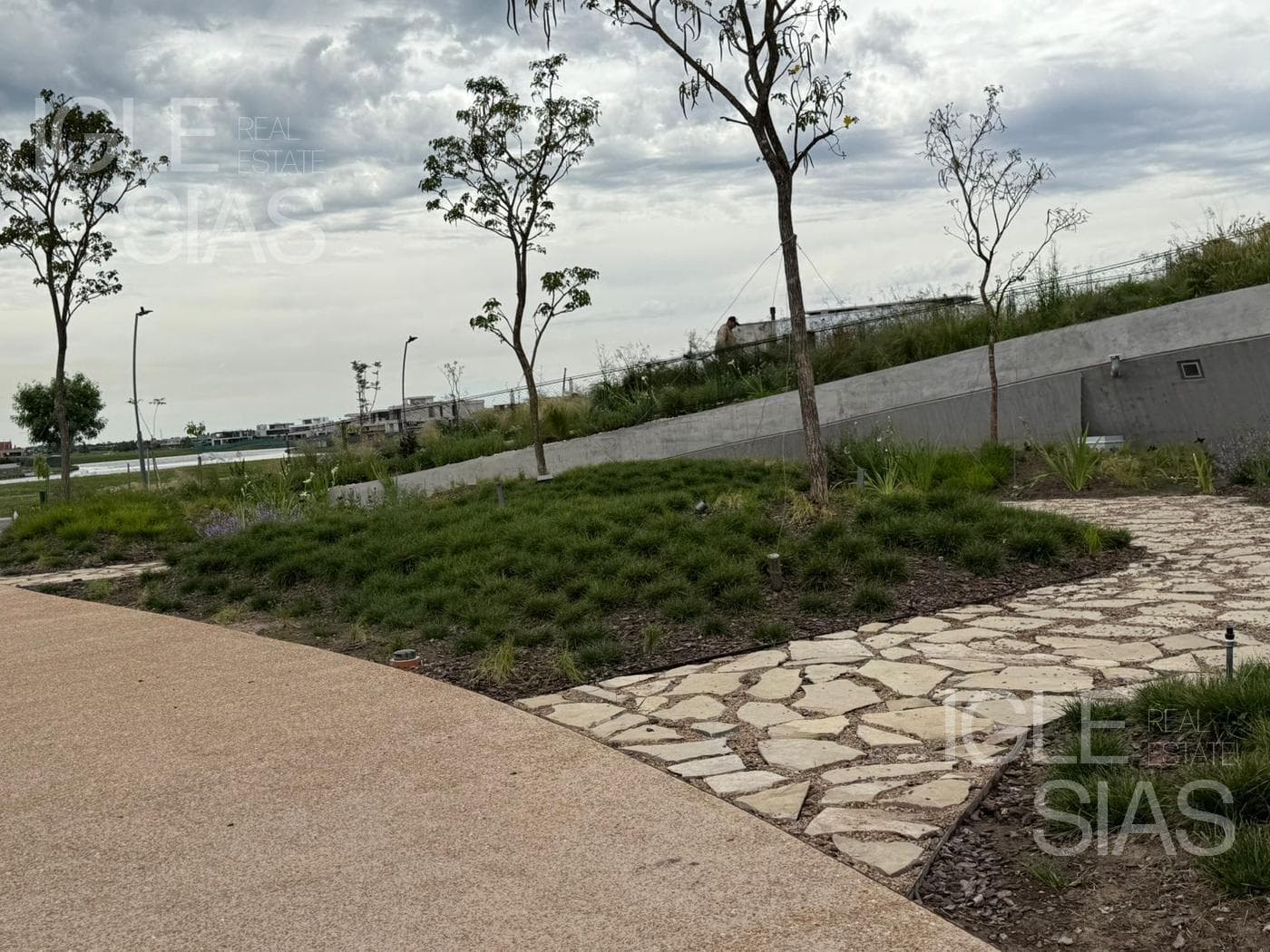 Av. de los Lagos al 1800 — foto 4