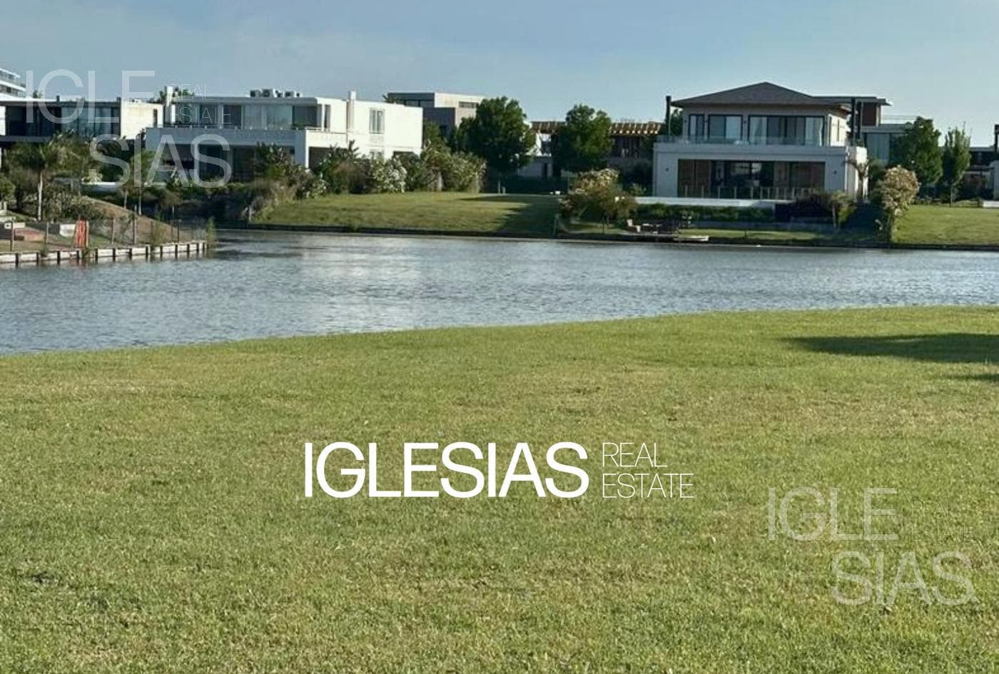 Lote al agua en Virazon — foto 1