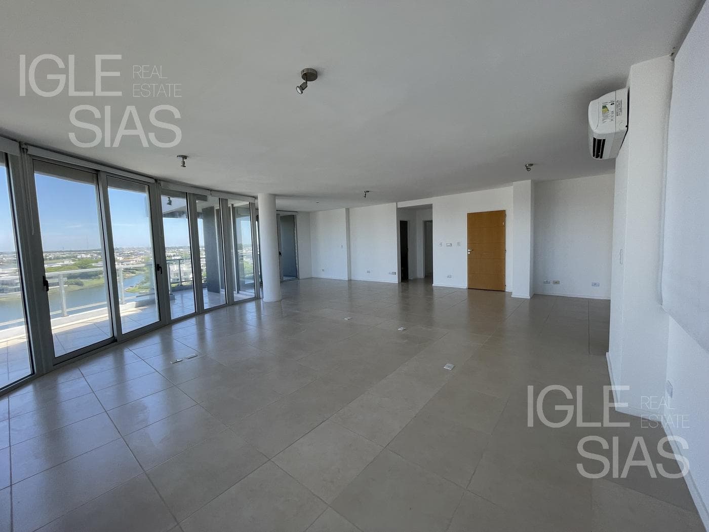 Av del Golf al 2100 — foto 3