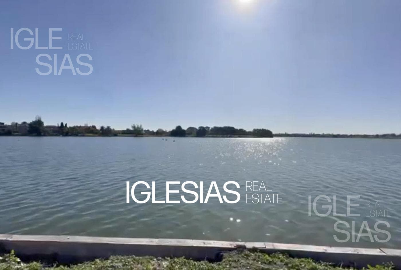 Lote al lago central Los Puentes — foto 1