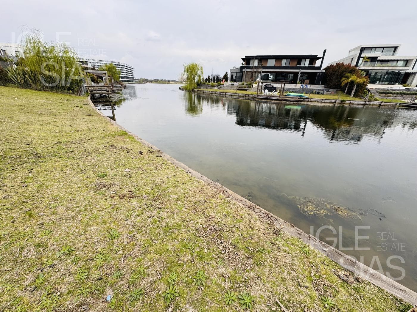 Lote al lago en Virazon — foto 5