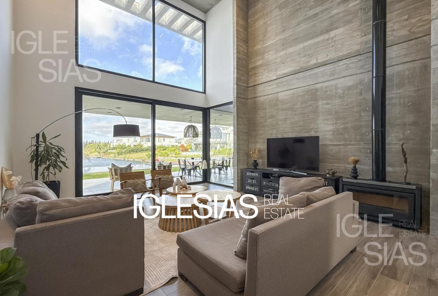 Casa en Venta al lago en Virazon, Nordelta — foto 1