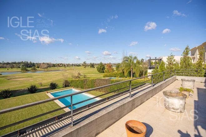 Casa en Venta en San Isidro Labrador al Golf — foto 3