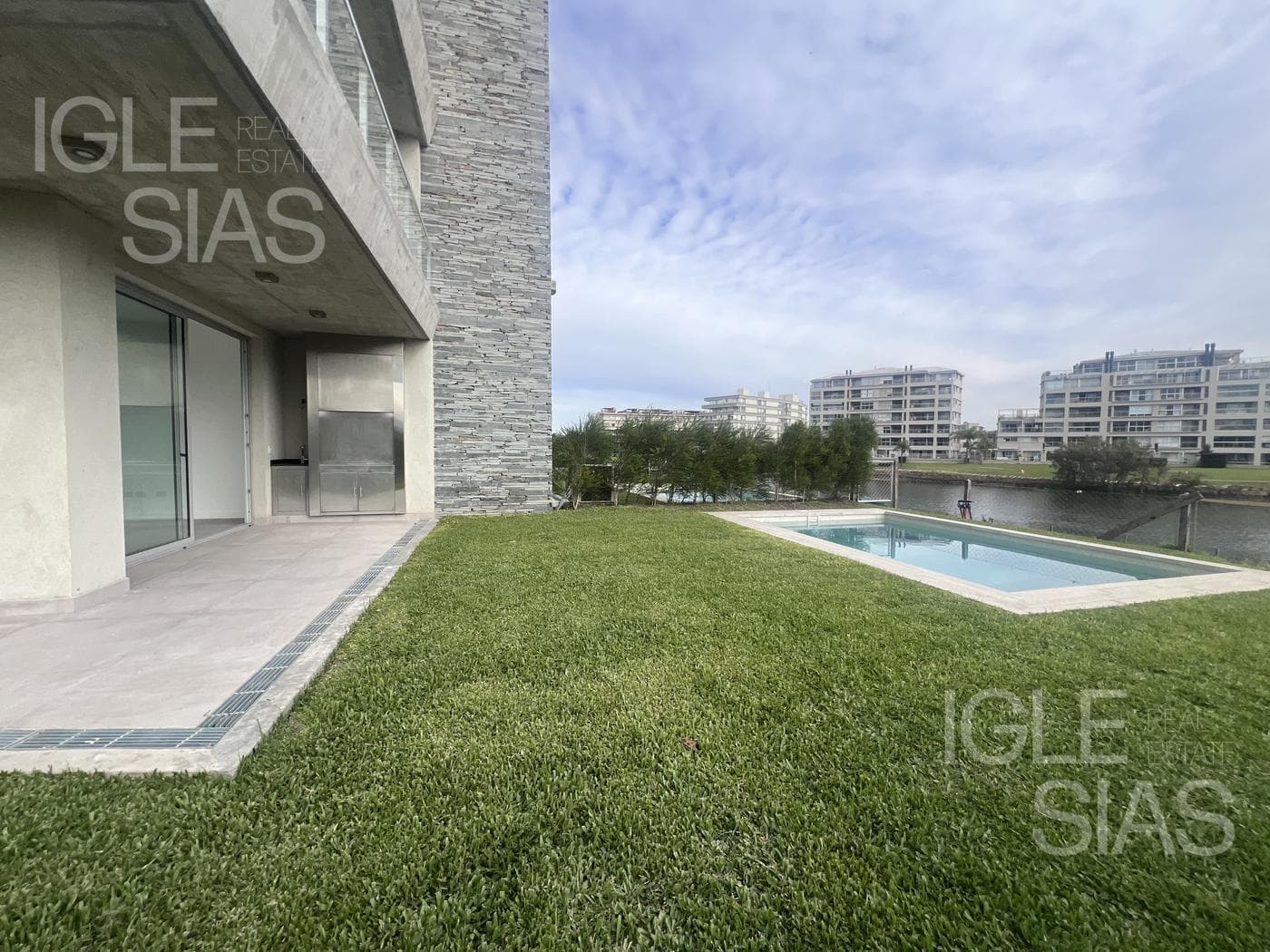 Avenida del Golf al 600 — foto 3