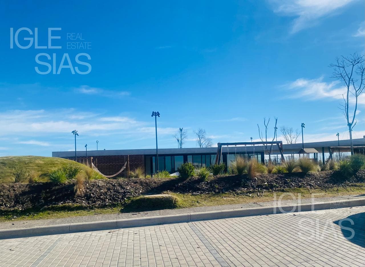 Av de los lagos al 1100 — foto 3