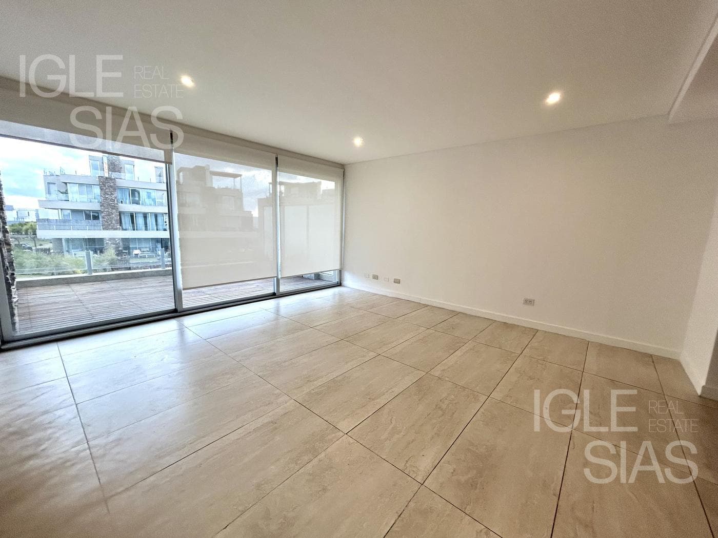 Boulevard Los Castaños al 300 — foto 4