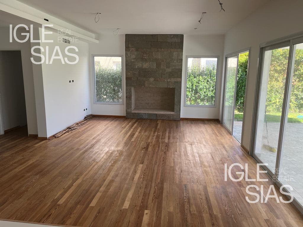 Casa sobre lote perimetral en los lagos — foto 2