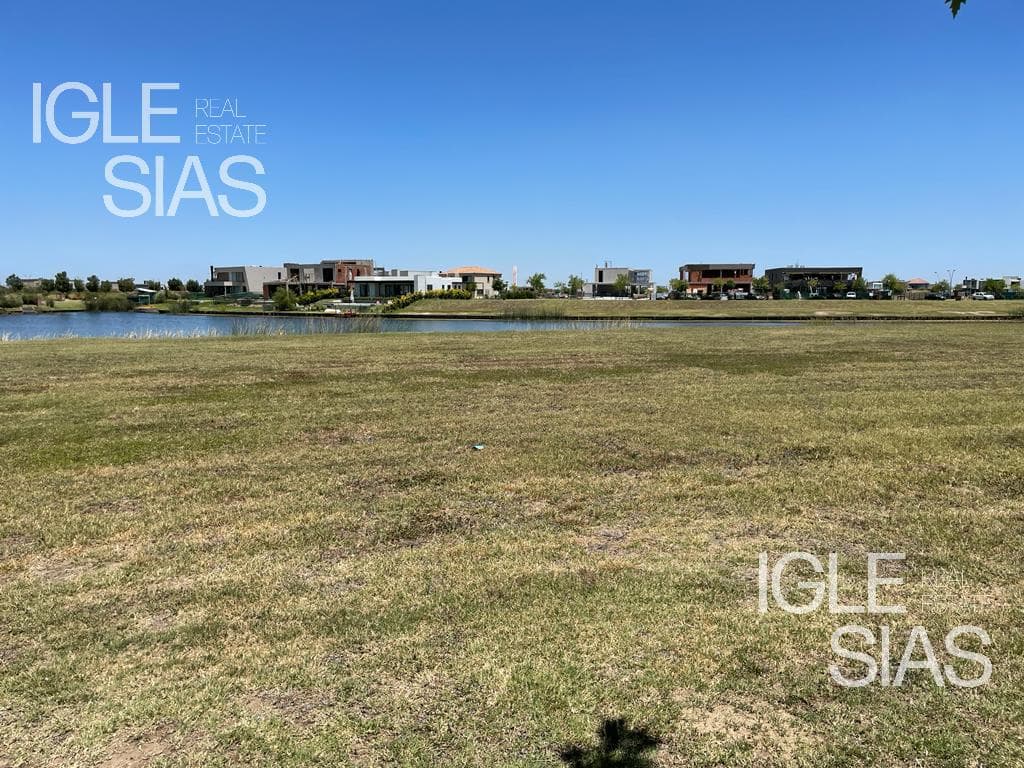 Lote al lago, Muelles — foto 5