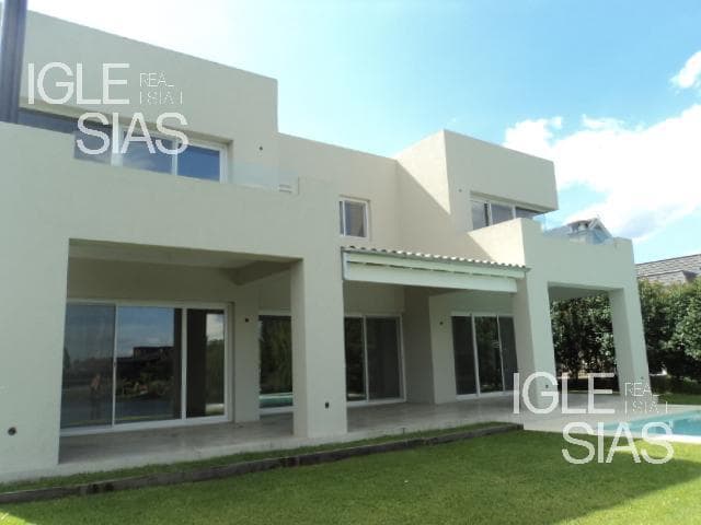 Lote al agua, Los Castores — foto 2