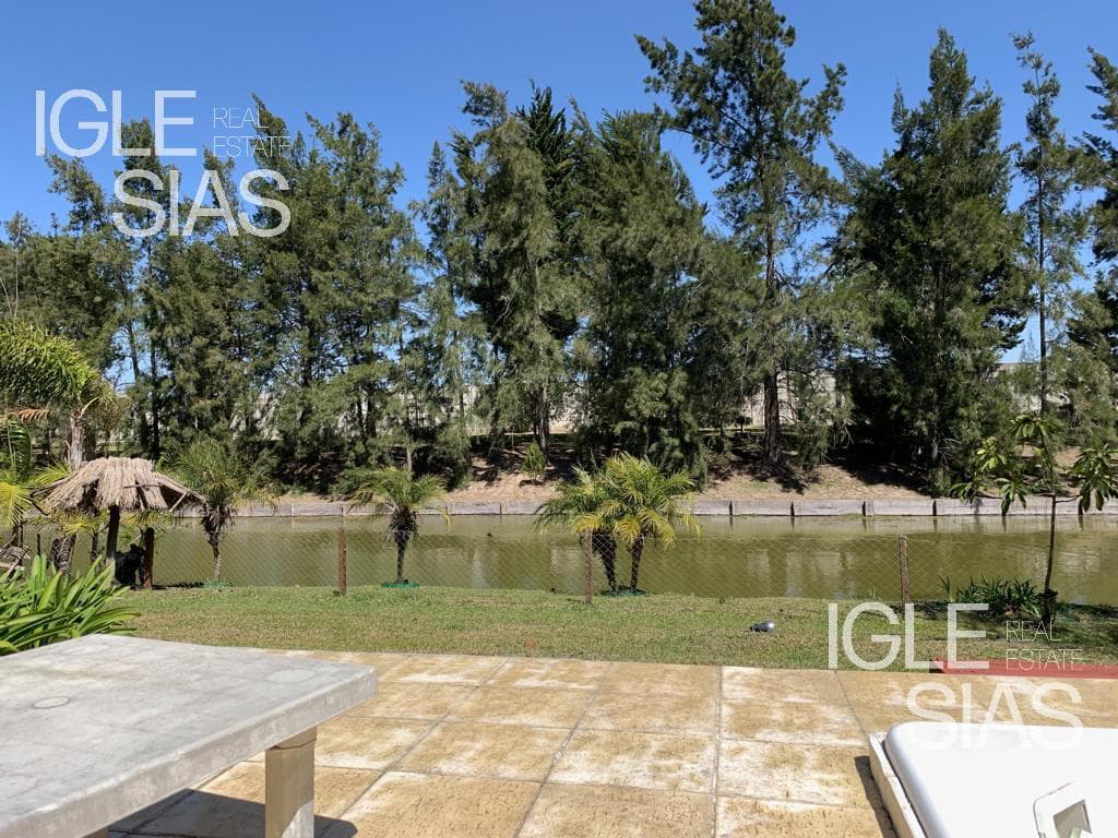 Lote al lago en Las Glorietas — foto 2